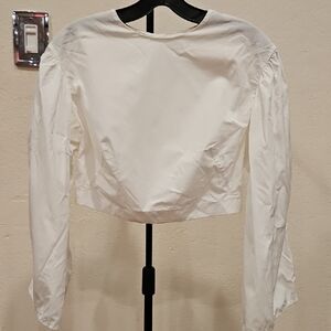Sz S - Diane Von Furstenberg Cropped White Blouse